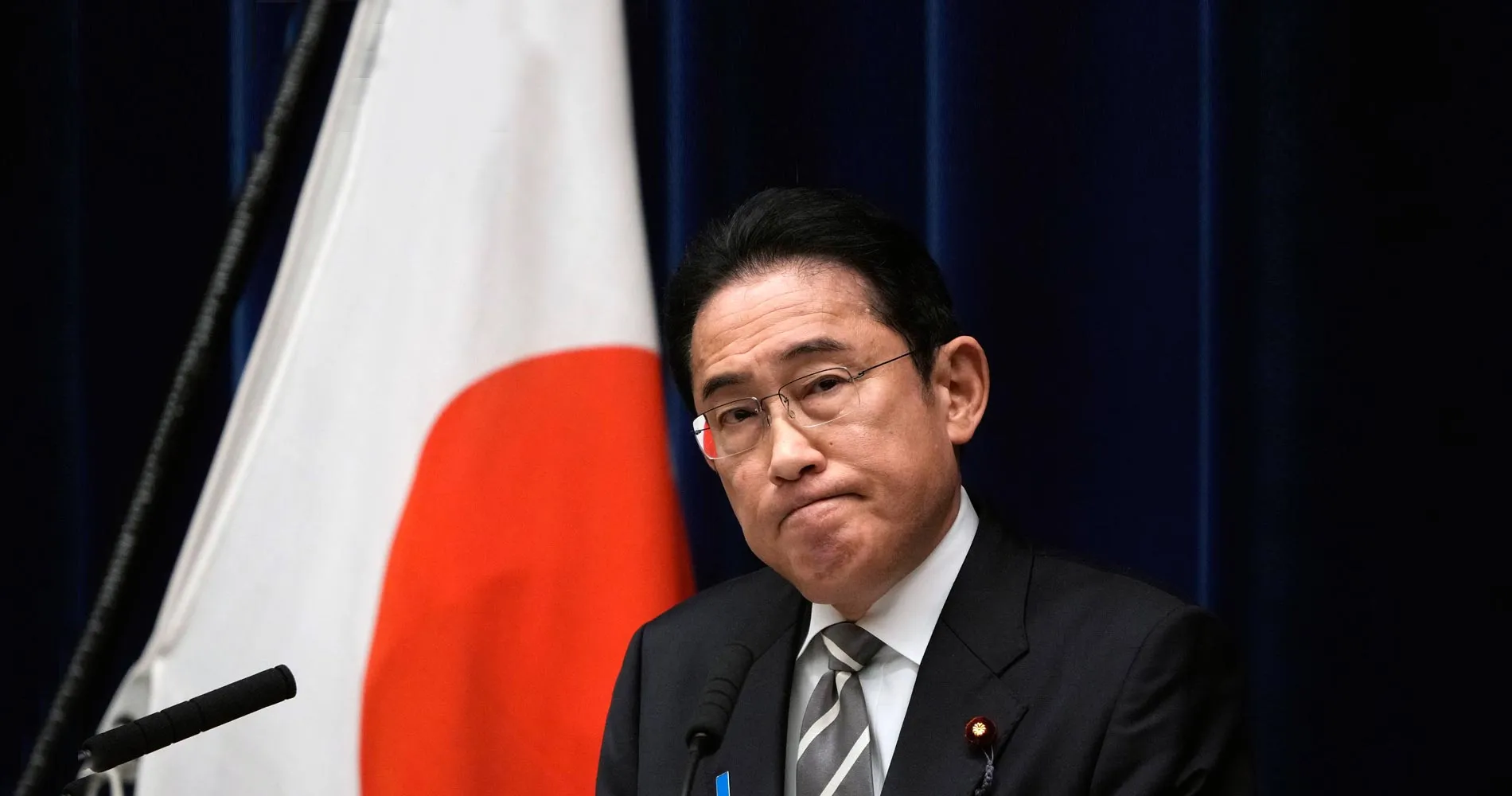 الحزب الحاكم في اليابان يواجه أزمة