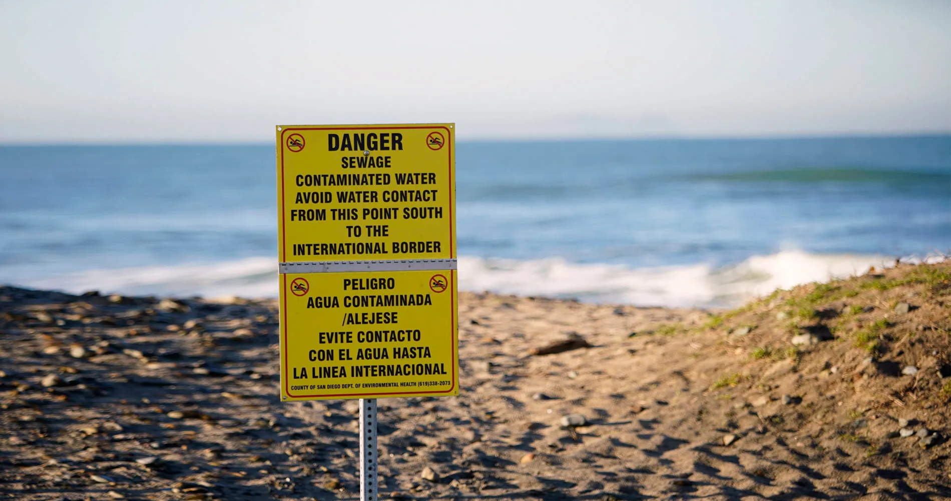 Contaminated water sign, San Diego, Ca, USA