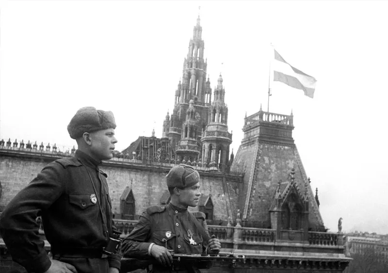1945 Soviet Soldiers in Vienna