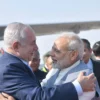 Indian Prime Minister Modi embraces Israeli Prime Minister Netanyahu