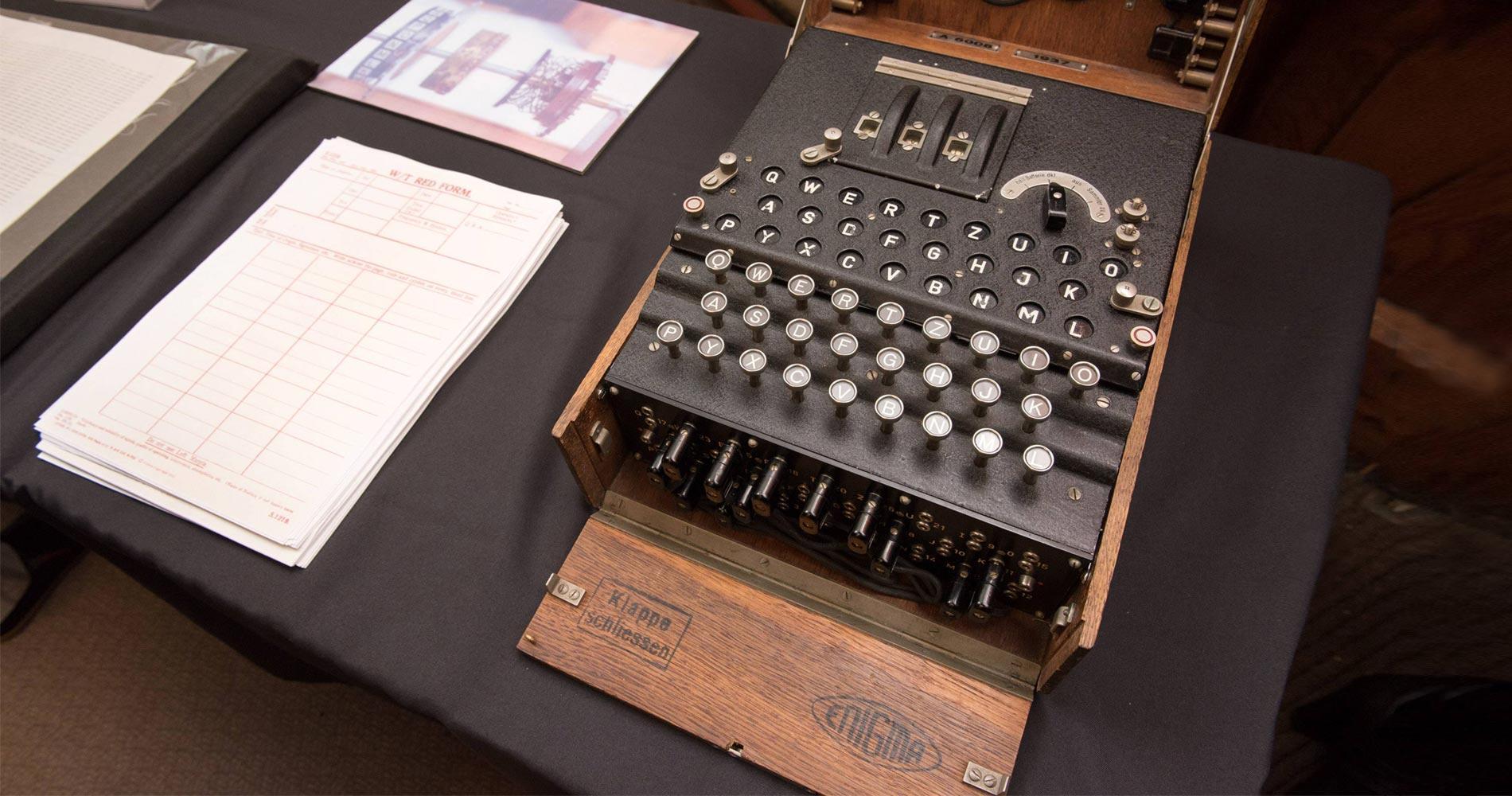 Die Code-Knacker der Enigma-Maschine: Fake News in ihrer schönsten Form