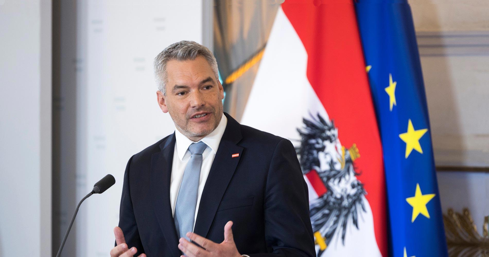 Австрия: Реальность Нейтралитета